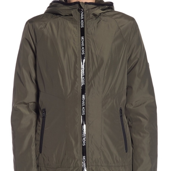 MICHAEL KORS OLIVE GREEN  WINDBREAKER JACKET/ M - Picture 16 of 17
